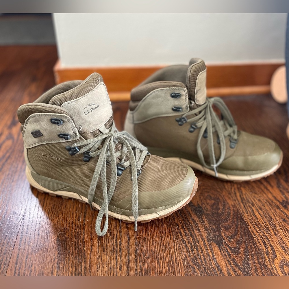 Men’s ll bean hiking boot/sneaker